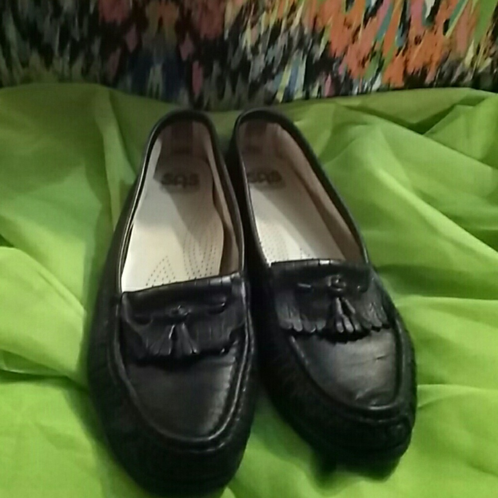 SAS walking shoes sz 8